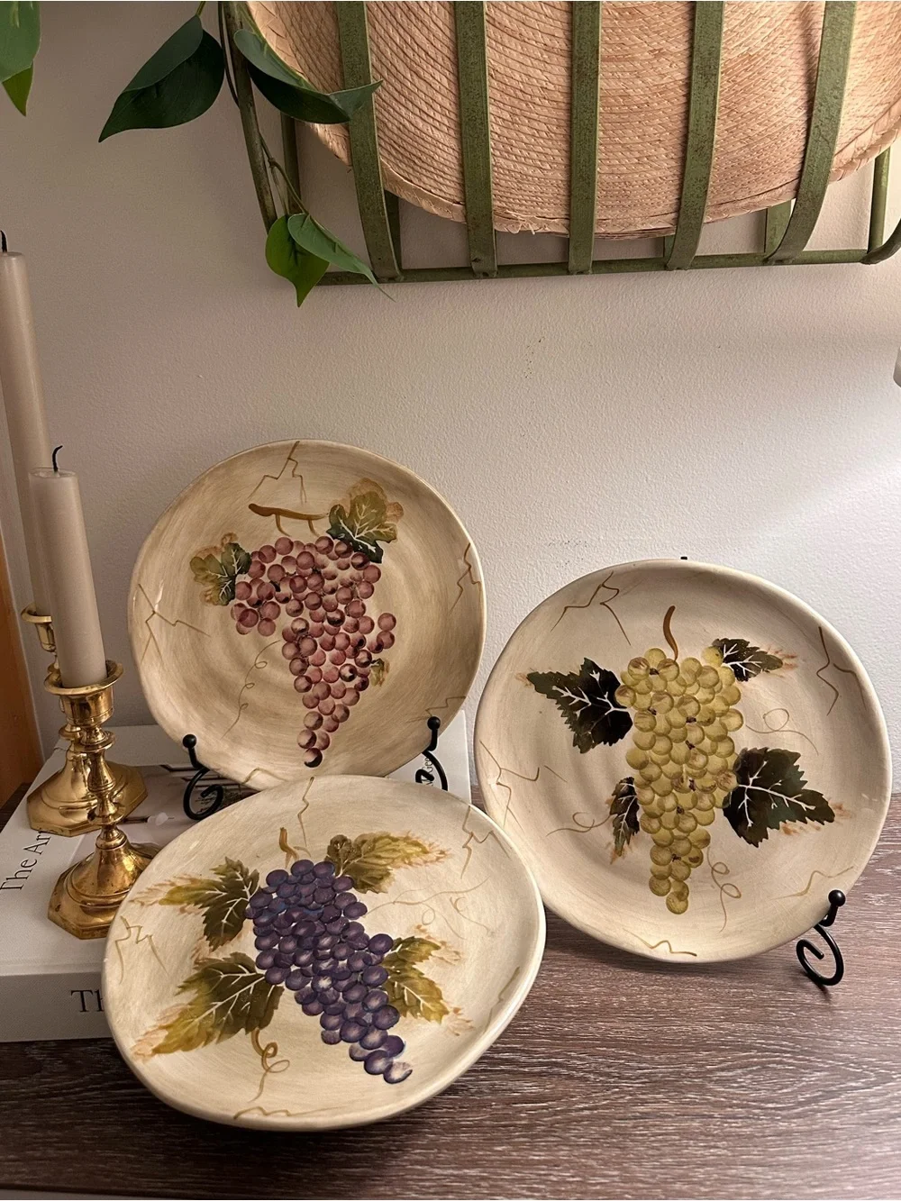 Tabletops Unlimited cabernet hand